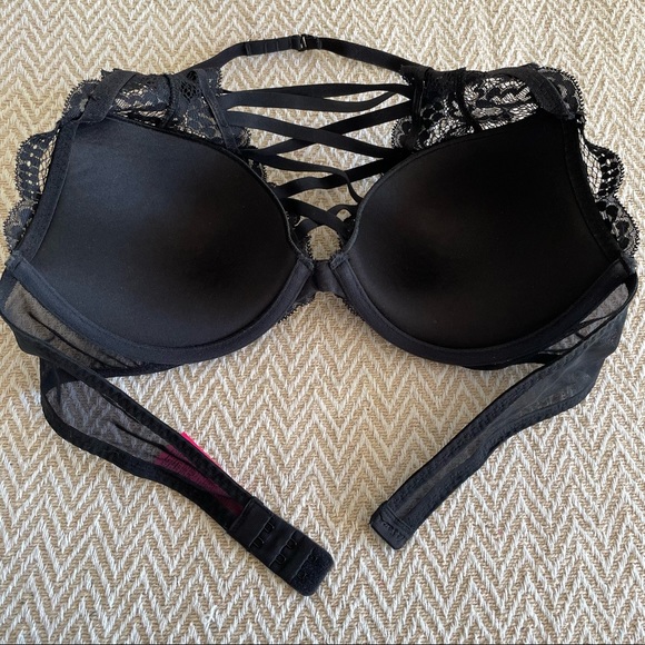 La Senza Black Lace Criss Cross Halter Adjustable Bra Size 34C - Padded Push-up - Picture 2 of 5